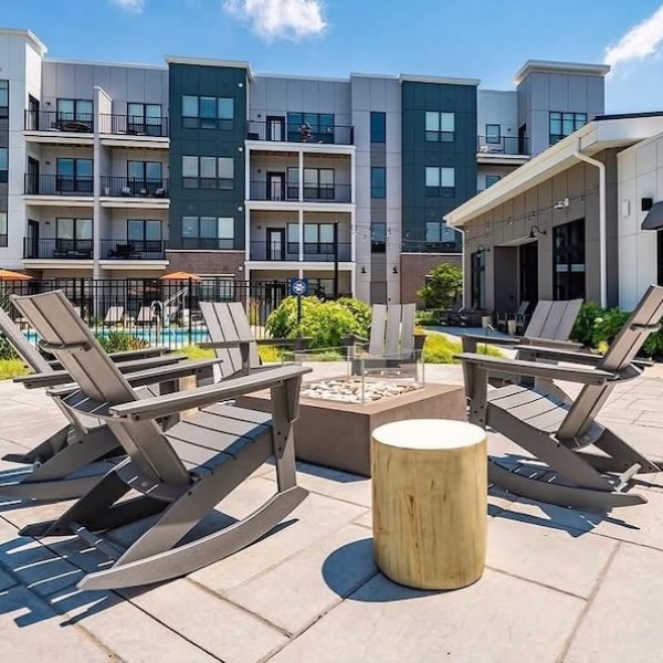 Arlo Apartment Homes