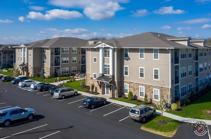 Bathview Apartments